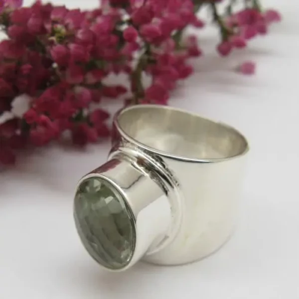 Ametyst Zielony w srebrze - pierścionek