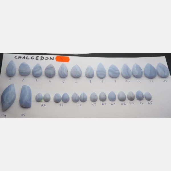 Chalcedon łza 25-32x14-20 mm (różne kamienie do wyboru)