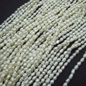 Perły Naturalne Hodowane białe 2-2,5 mm (sznur)
