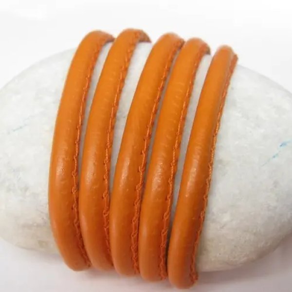 Rzemień szyty pomarańczowy – skóra ekologiczna – 4 mm – odcinek 20 cm