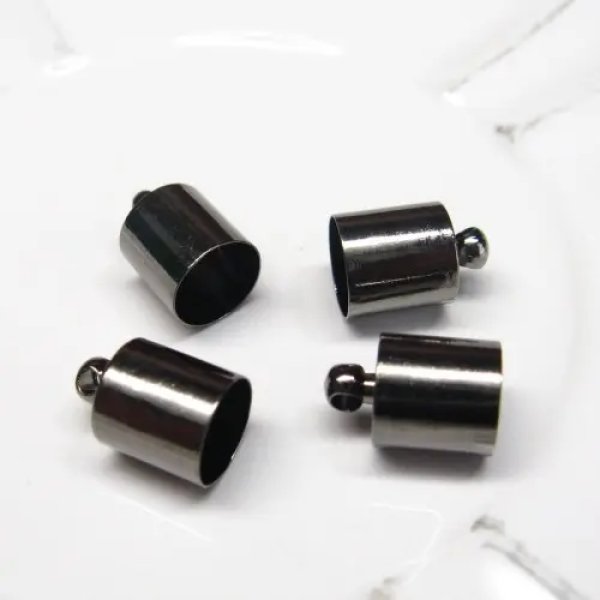 Metalowe końcówki oksydowane do linek rzemieni 7,5 mm (para)