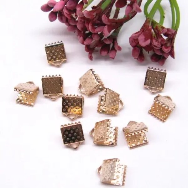 Kolor złoty - Metalowe końcówki zaciskowe 6x6 mm (komplet)