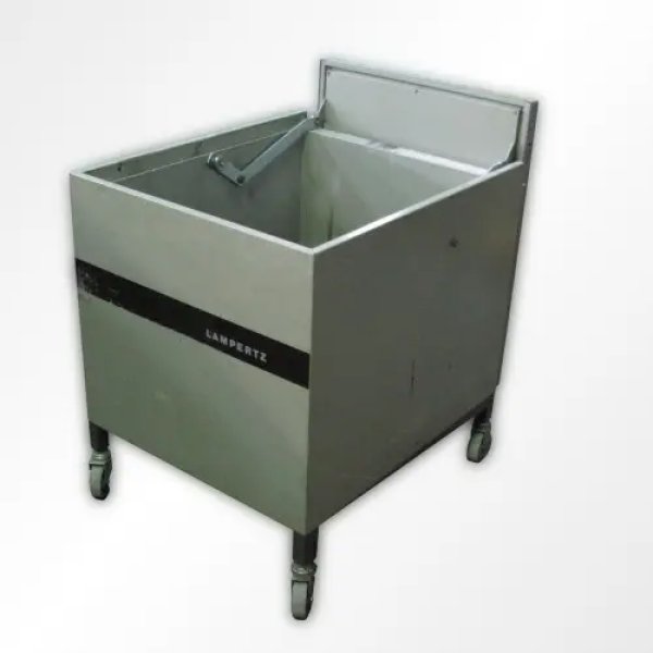 Sejf na kółkach – używany, mobilny, solidna konstrukcja 64x54x48 cm