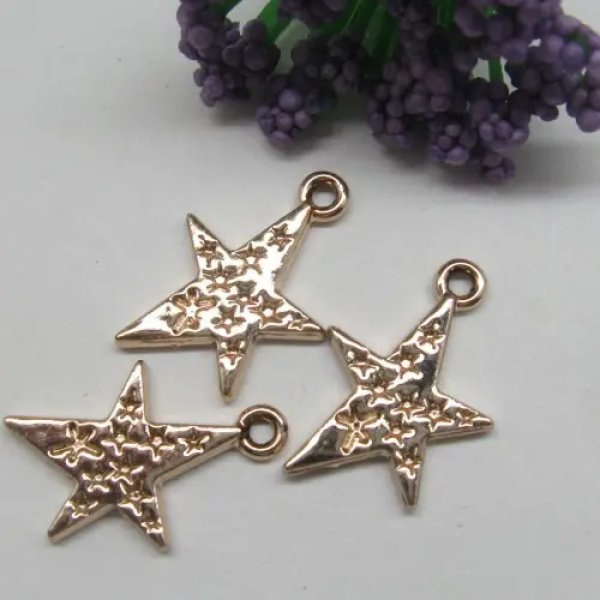 Metalowy element ozdobny - złota gwiazdka 15x19 mm