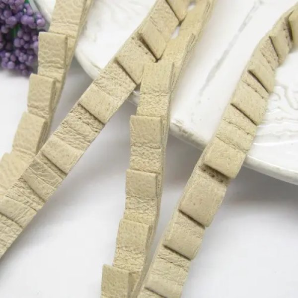 Rzemień beżowy, skóra naturalna 7mm/ 0,5 metr