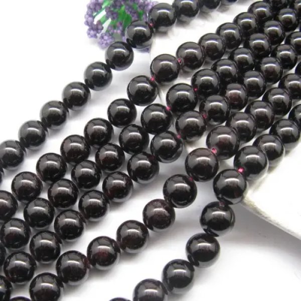 Granat kulka 7,8-8mm (sznur)