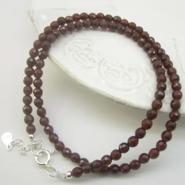 Fasetowany Granat i srebro - naszyjnik