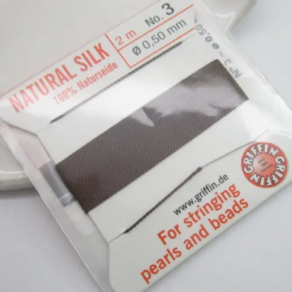 Nici Jedwabne ciemno brązowe z igłą - 0,5mm/2 metry