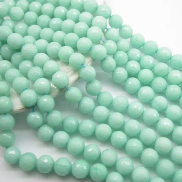 Jadeit miętowy kulki fasetowane 10mm(sznurek)