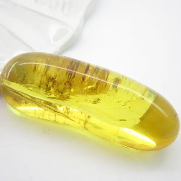 Bursztyn z inkluzjami i srebro - zawieszka