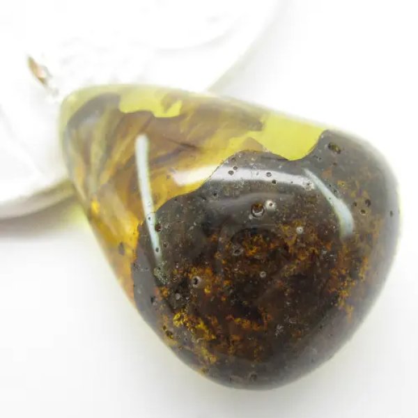 Bursztyn i srebro - zawieszka