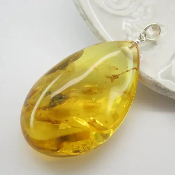 Bursztyn i srebro - wisiorek łza