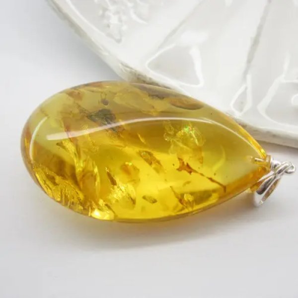 Bursztyn i srebro - wisiorek łza