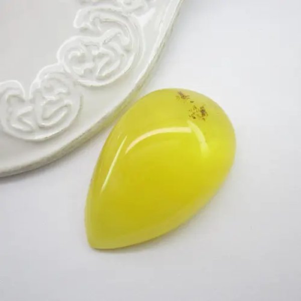 Bursztyn 45x29x12 mm kropla