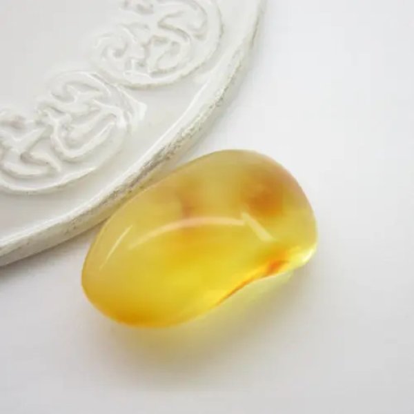 Bursztyn 30x20x12 mm