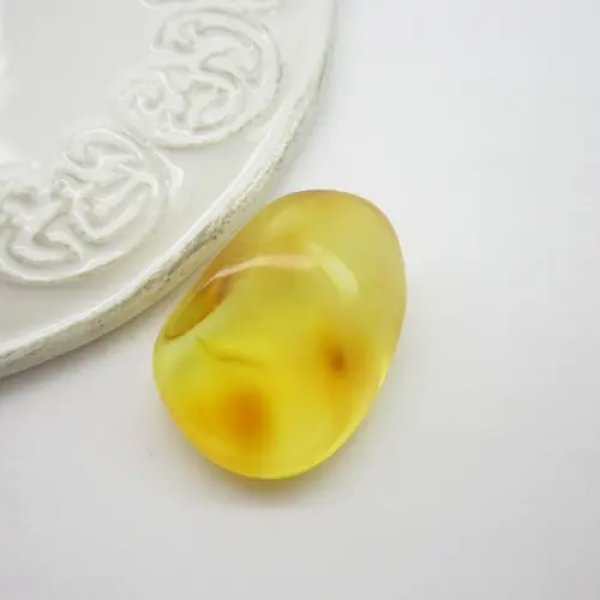 Bursztyn 30x20x12 mm