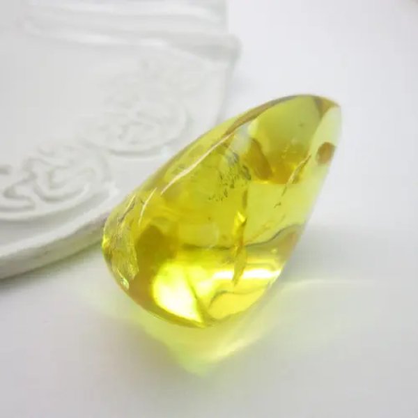 Bursztyn 39x22x19 mm
