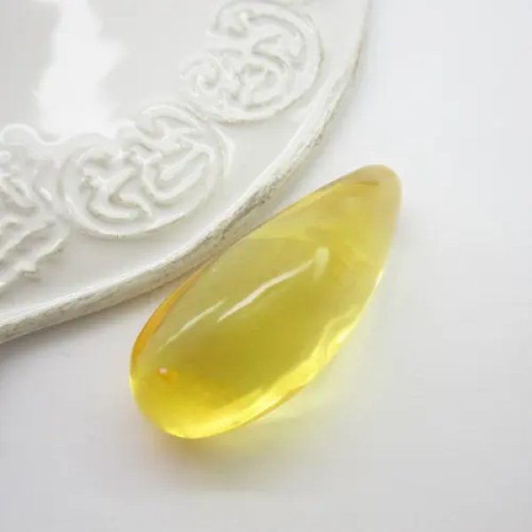 Bursztyn 41x17x13 mm