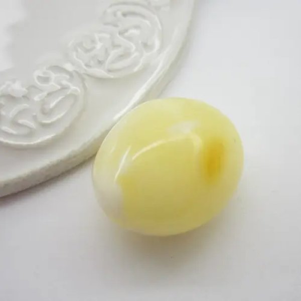 Mleczny Bursztyn 26x23x16 mm