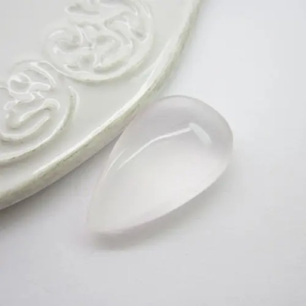 Kwarc różowy kropla 27x18x9 mm