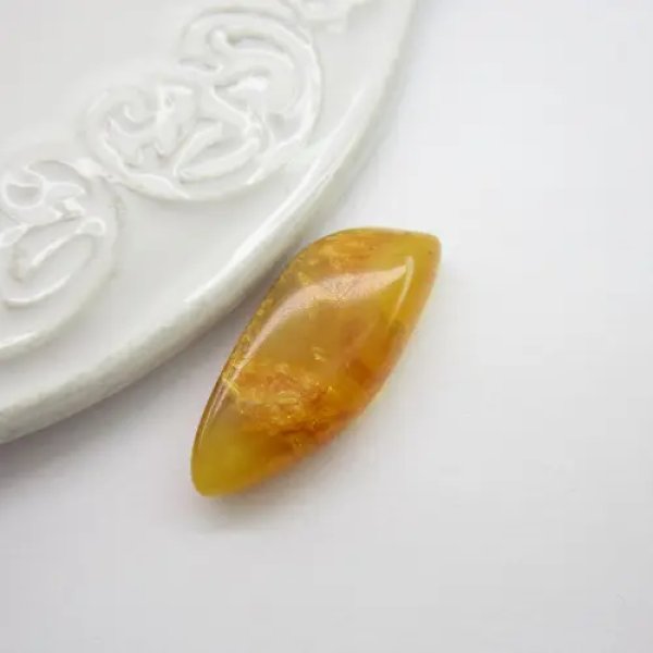 Koniakowy Bursztyn 28x12x6 mm