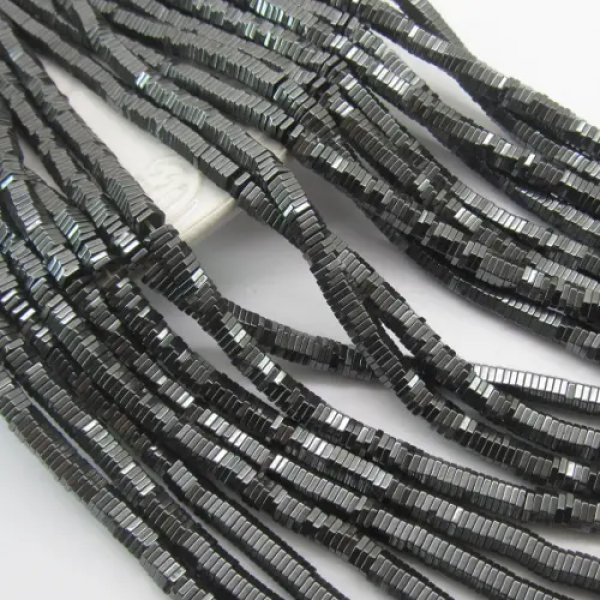 Hematyt sześciokąt 4x1mm (sznurek)