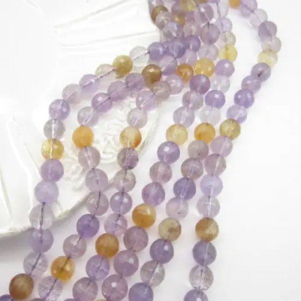 Ametryn fasetowany – kulki 9 mm (sznurek ok. 38 cm)