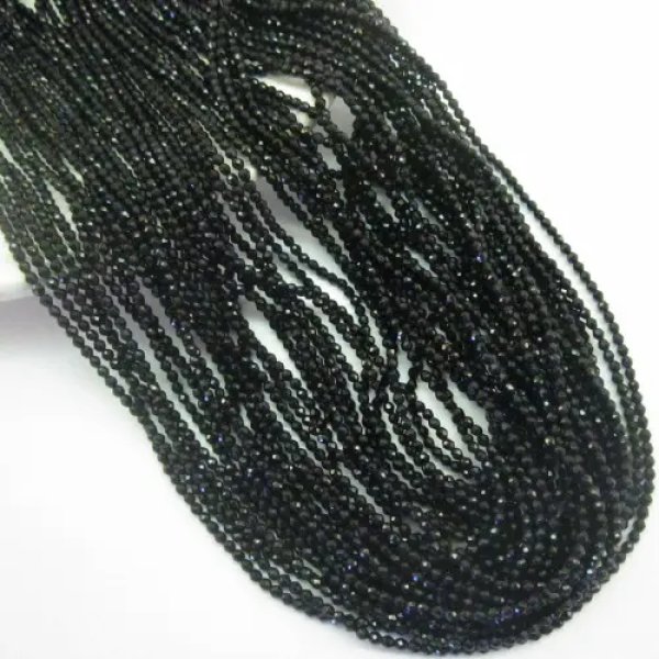 Onyks fasetowany kulka 2mm (sznurek)