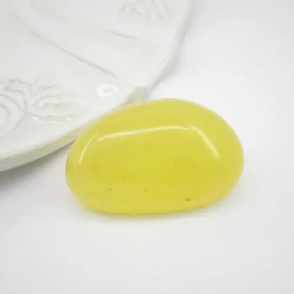 Mleczny Bursztyn łza 34x20x16 mm 