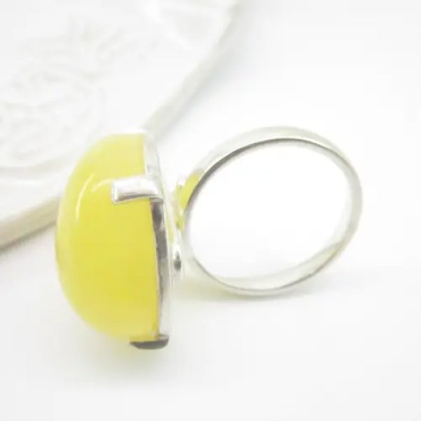 Mleczny Bursztyn i srebro - pierścionek łza