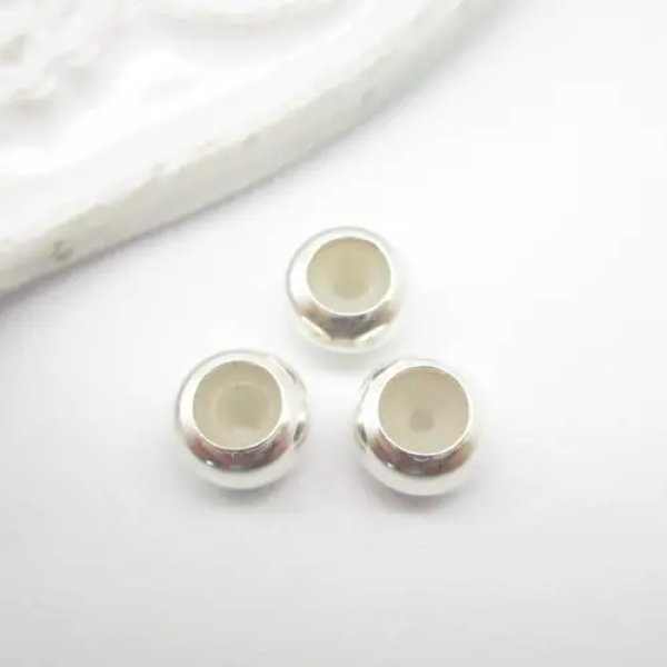 Srebro Ag - zapięcie oponka z silikonem do sznurków