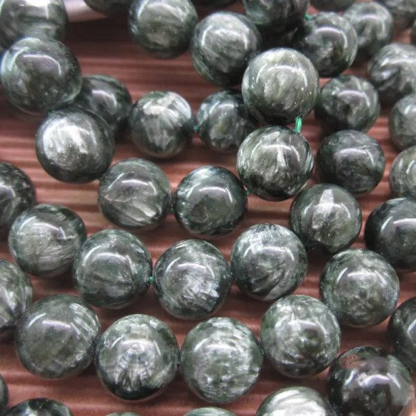 Serafinit kulka 10mm (sznur 19 lub 38 cm)