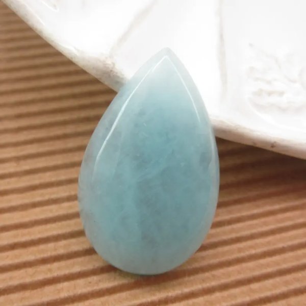 Akwamaryn łezka 35x21x7 mm