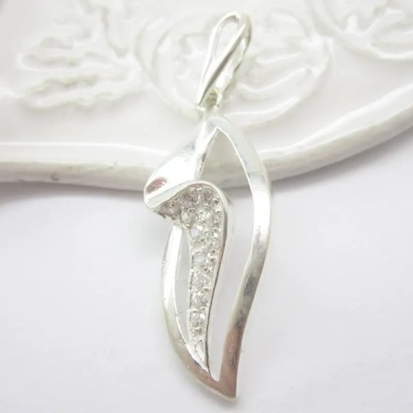Cyrkonie w srebrze  - zawieszka