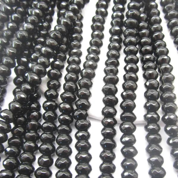 Onyks fasetowany oponka 6x4 mm (sznurek)