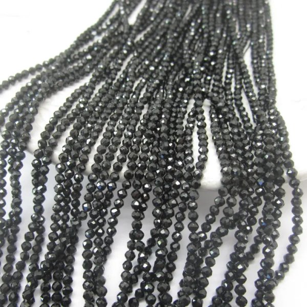 Turmalin czarny fasetowany kulka 1,9-2 mm (sznur) 