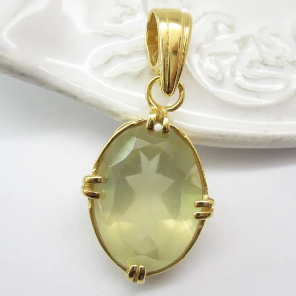 Cytryn (Lemon) fasetowany i srebro złocone - wisiorek owal