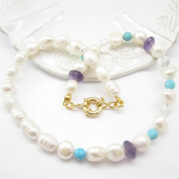 Perły Naturalne, Ametysty, Turkusy, Kryształ Górski i srebro złocone - naszyjnik 