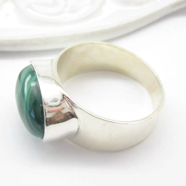 Malachit i srebro - pierścionek owal (Rozmiar Jubilerski 16 lub 19)