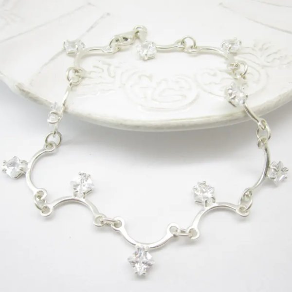 Cyrkonie w srebrze - bransoleta