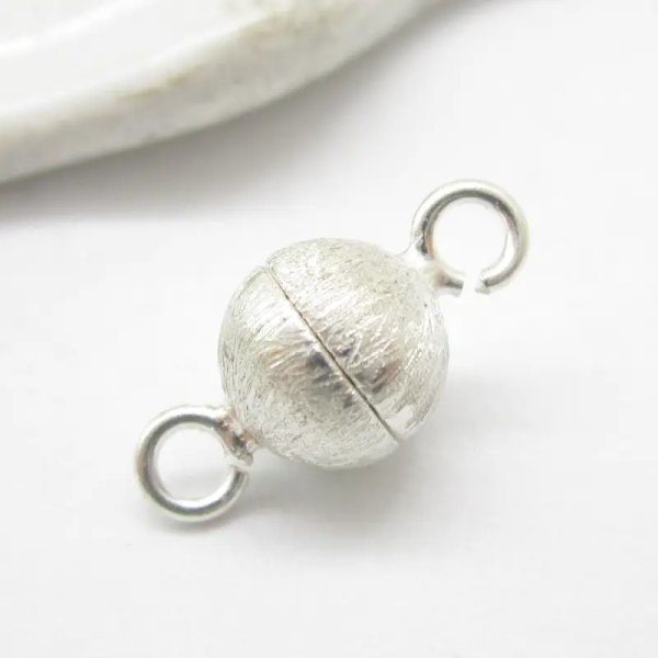 Srebro Ag Satynowane - zapięcie magnetyczne kulka 6 mm