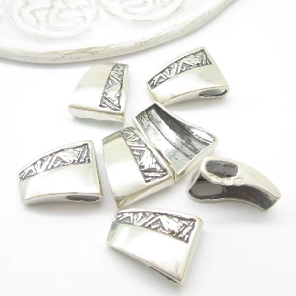 Srebro - zawieszka trapez