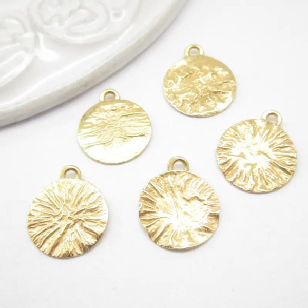 Srebro Ag Złocone - zawieszka blaszka młotkowana 11-12mm