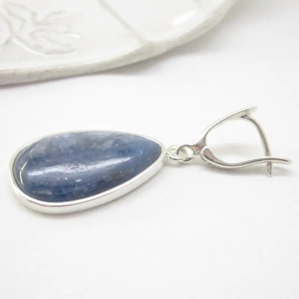 Kyanit w srebrze - kolczyki łzy