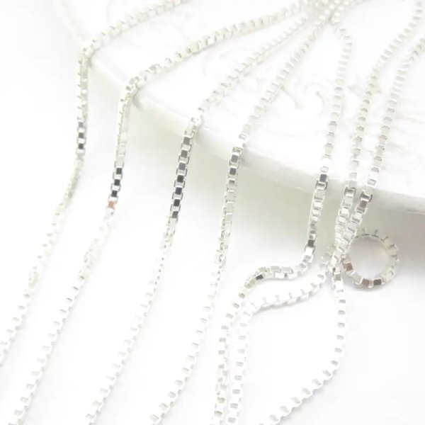 Srebro Ag  - Łańcuch wenecjana kostka 1,5mm (20cm)