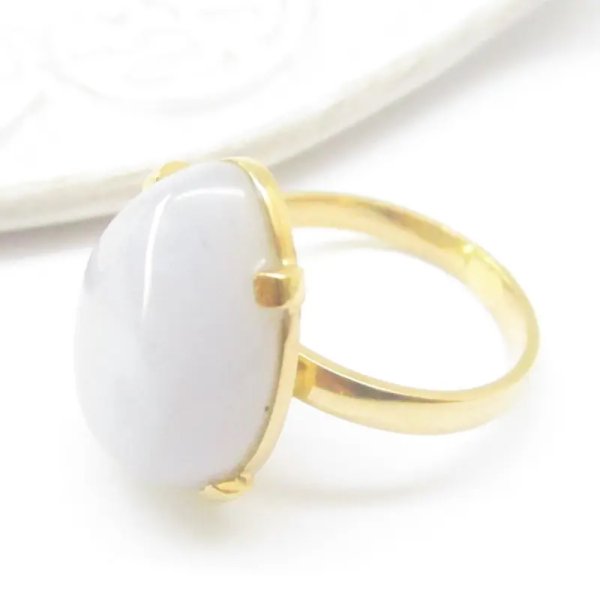 Chalcedon i srebro złocone - pierścionek łza (Rozmiar Jubilerski 20)