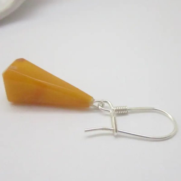 Bursztyn mleczny i srebro - kolczyki stożki