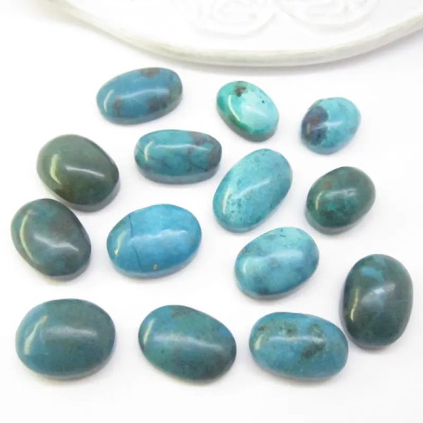 Chryzokola owal 14-17x9-12 mm (różne kamienie do wyboru)