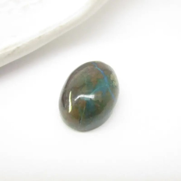 Numer 13: 14x10x6 mm