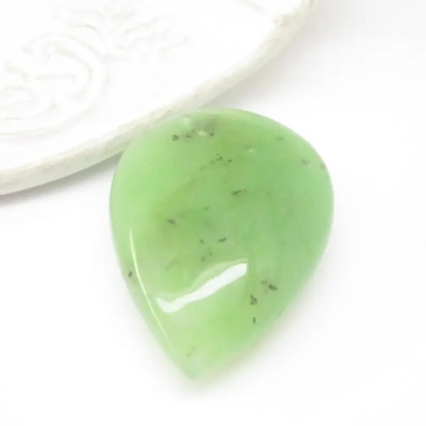 Chryzopraz 37x26x11 mm łza